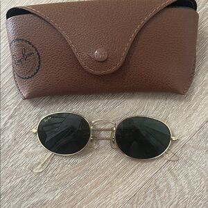 Ray-Ban Women’s Gold Frame Sunglasses with Dark Green Lenses